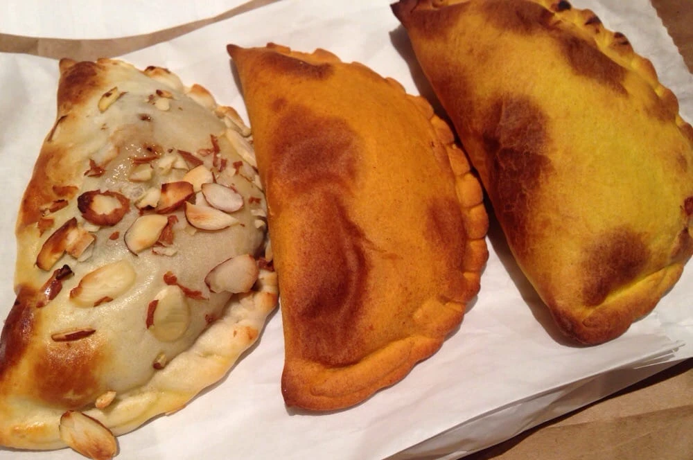 Nuchas Empanadas Review – Delicious Hand-Held Treats Perfect for On-the-Go Snacking!