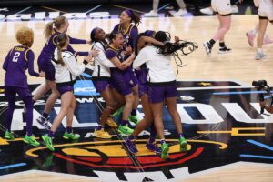 Read more about the article LSU vs Lowa – You won’t believe what LSU just did to win the NCAA women’s basketball championship against Iowa!