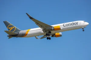 Read more about the article Experiencing Luxury: Condor Airlines Business Class Review
