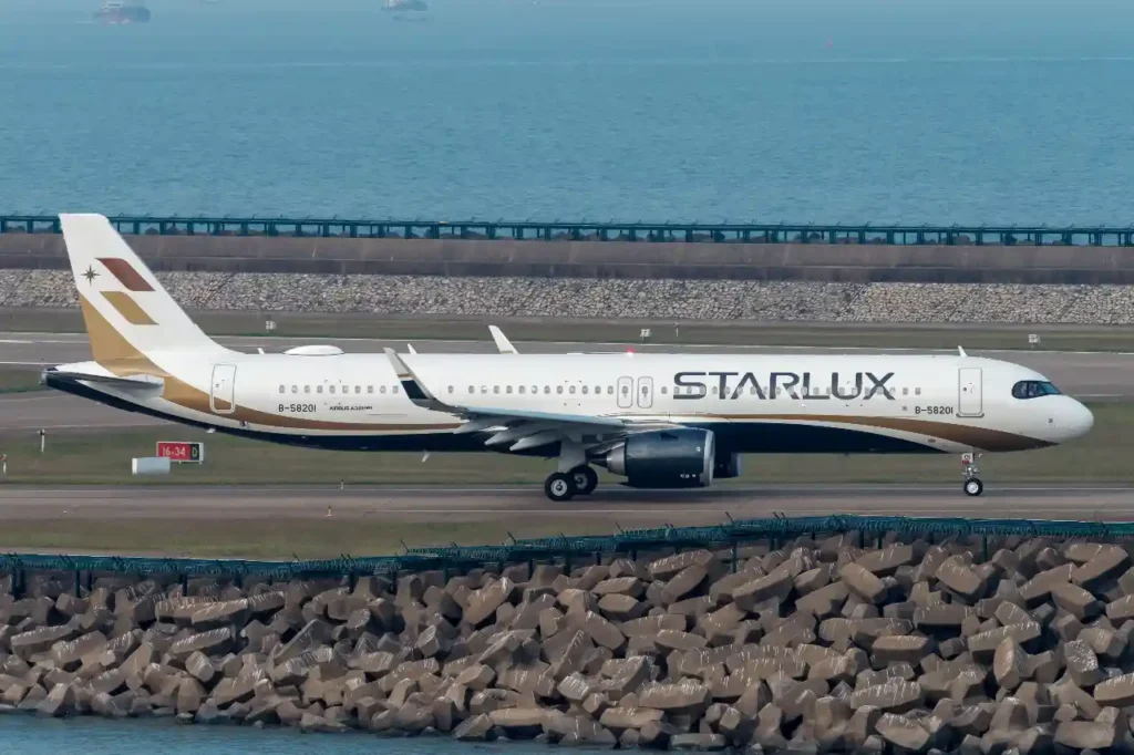 Starlux Airlines Review: Economy Class vs. Business Class