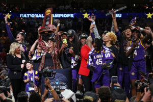 Read more about the article LSU Shatters Records and Blows Away Iowa to Claim First-Ever Women’s Basketball Championship!