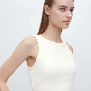 Read more about the article Uniqlo Ribbed Cropped Sleeveless Bra Top Review Uncovered